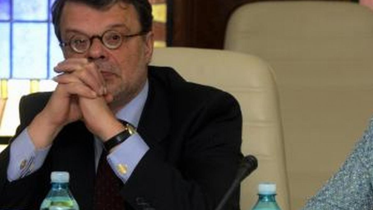 daniel barbu sanctionat de cncd pentru afirmatiile cu bugetul anti hiv