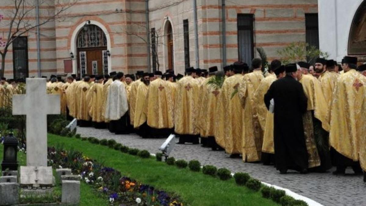 bir asupra localnicilor patriarhia cere donatii primariilor printr o scrisoare semnata de daniel