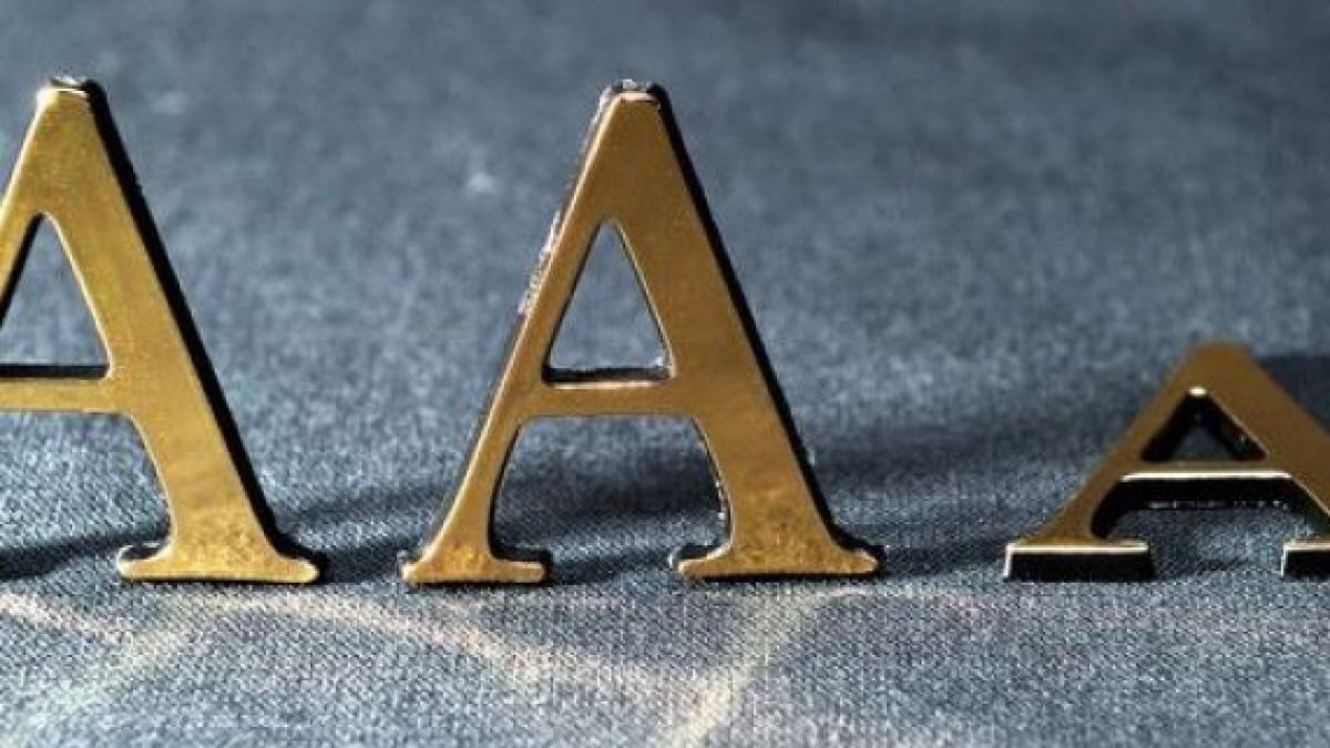 uniunea europeana a pierdut ratingul de top de la s p din cauza slabirii coeziunii blocului