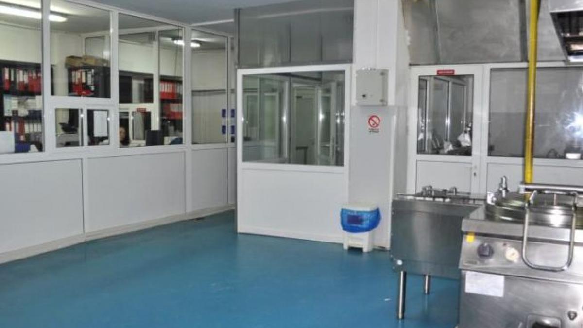 peste 700 de studenti la medicina instruiti direct la camera de garda