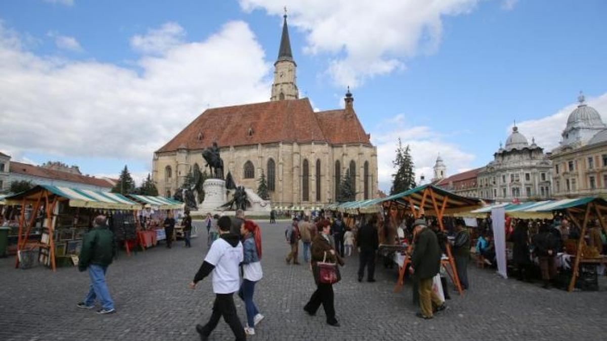 piata unirii din cluj napoca printre cele mai interesante 25 de locatii din lume vazute prin webcam