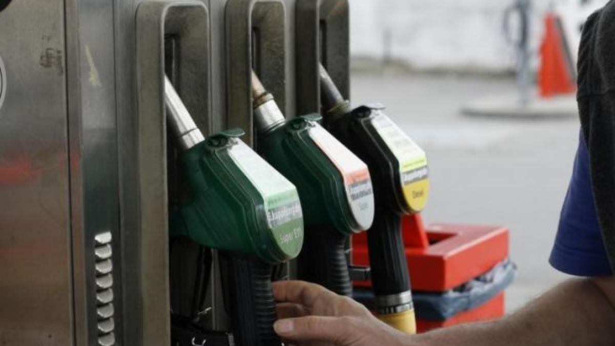 patru persoane au fost retinute pentru ca ar fi jefuit o benzinarie din alba