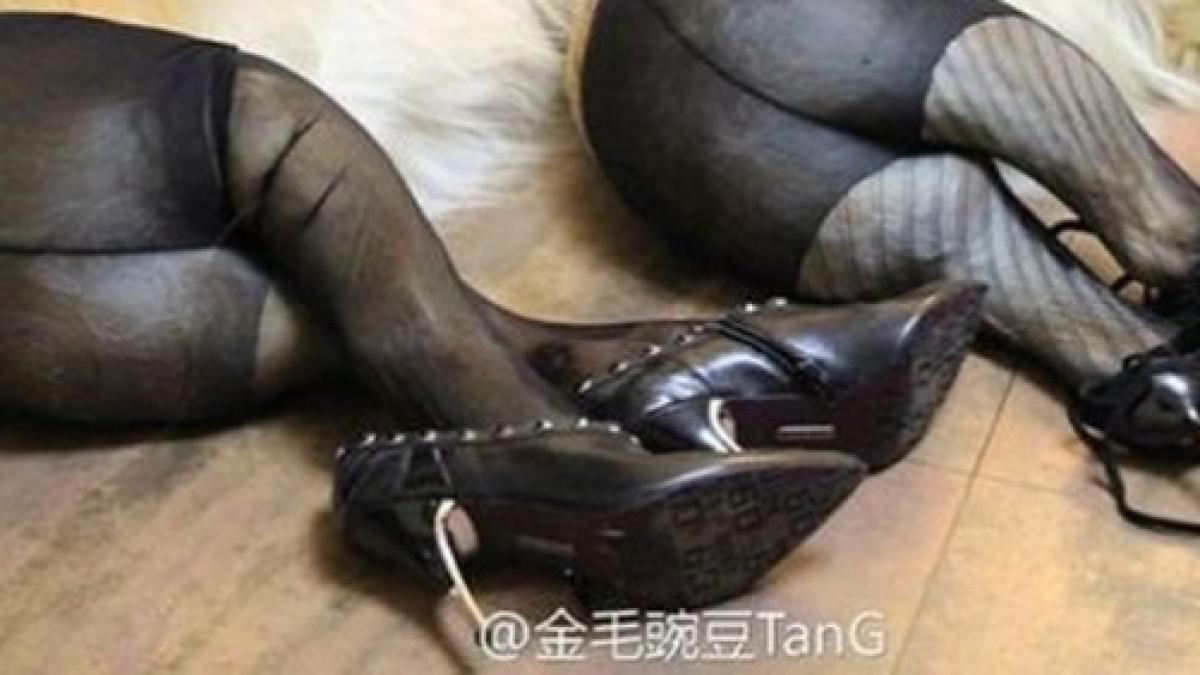 cine sunt de fapt doamnele care au primit mii de like uri la aceasta poza