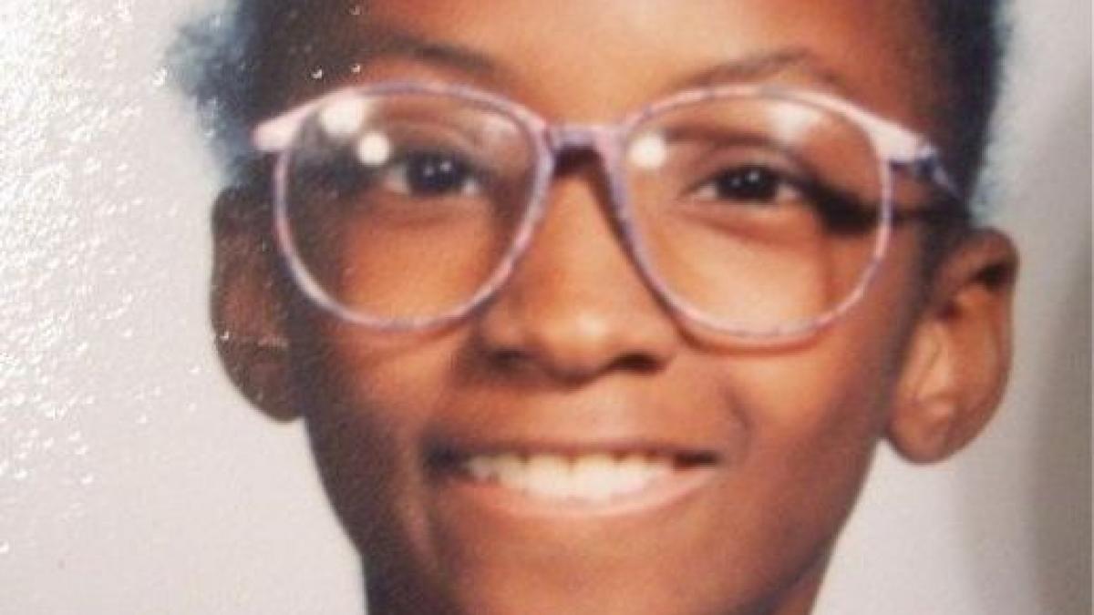 cum a ajuns sa arate la 13 ani de cand a fost facuta poza asta mi se zicea ratusca cea urata