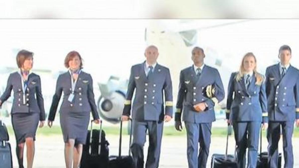 scandal pe uniformele tarom botezatu a castigat licitatia dar proiectul a fost oprit
