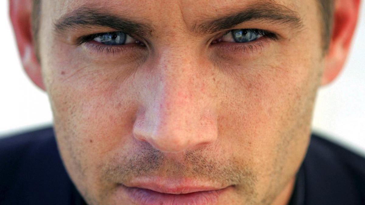 incepe razboiul pe averea lui paul walker intre familia si fostele iubite ale starului de la