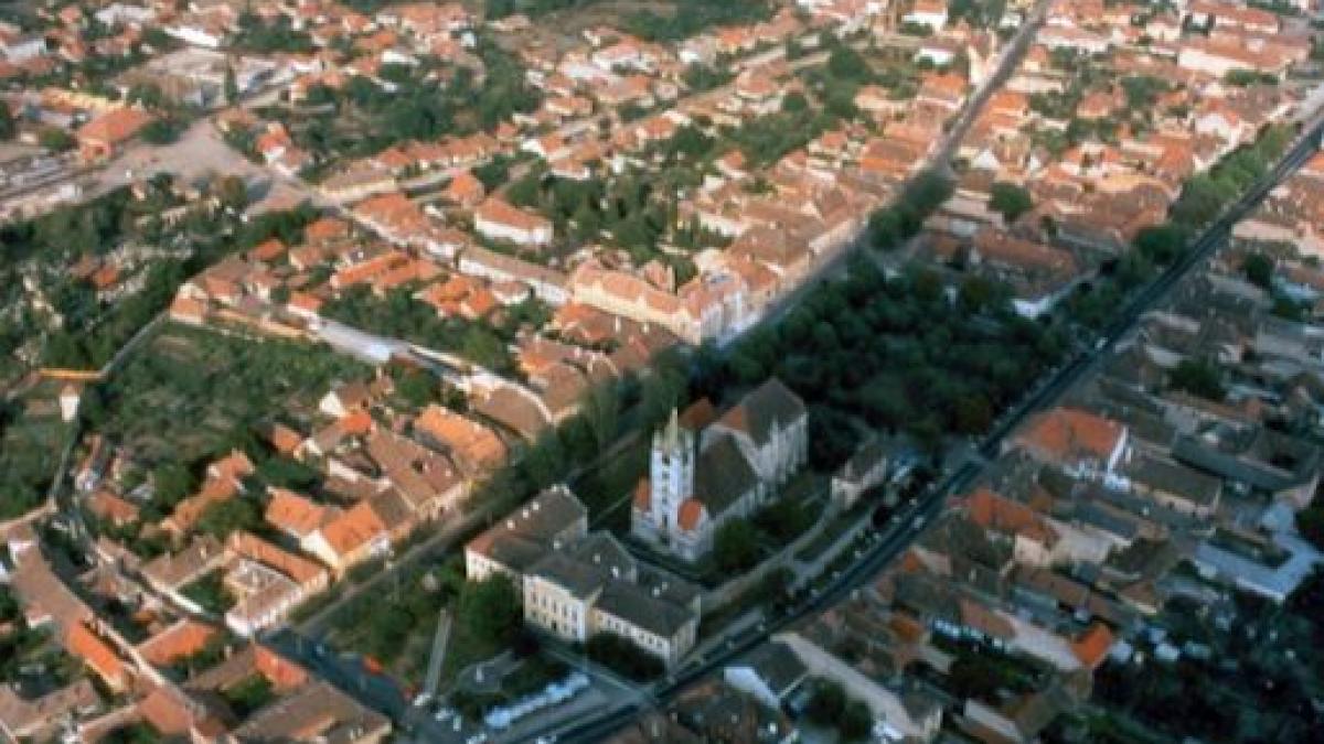 income magazine orasul din romania tare ca monaco