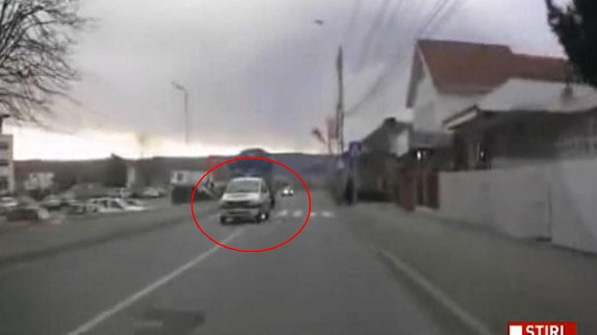 cand girofarul e mai tare decat legea depasire pe linie continua si pe trecerea de pietoni