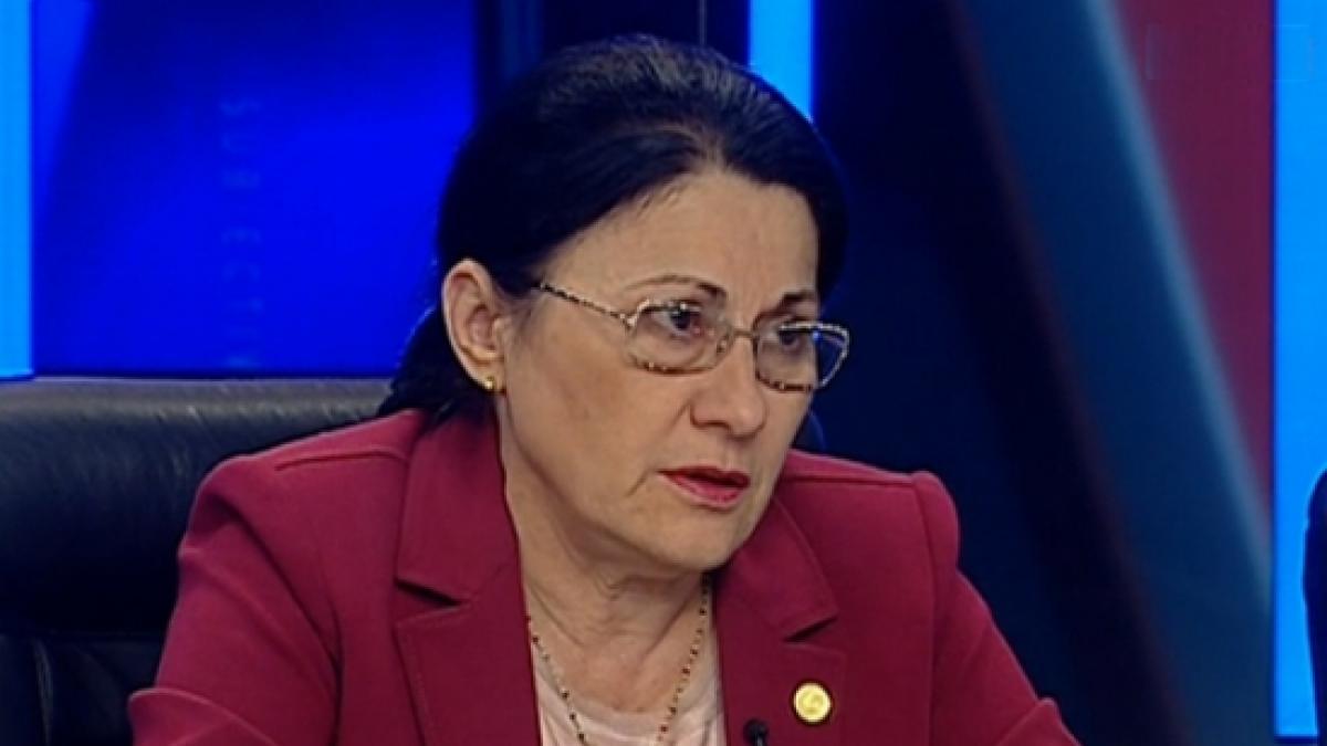 ecaterina andronescu despre invatatoarea care a cerut bani nu are ce cauta in sistemul de invatamant