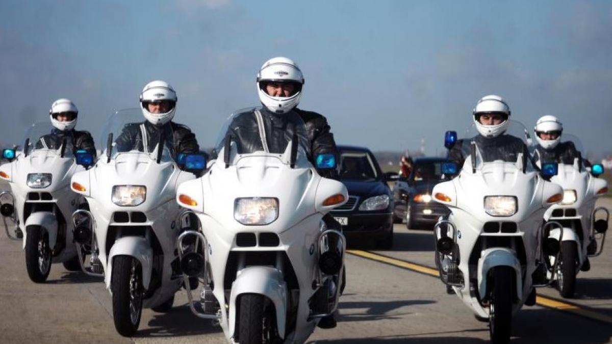 ponta mustrat prin sms de o jurnalista o multime de oameni au injurat guvernul