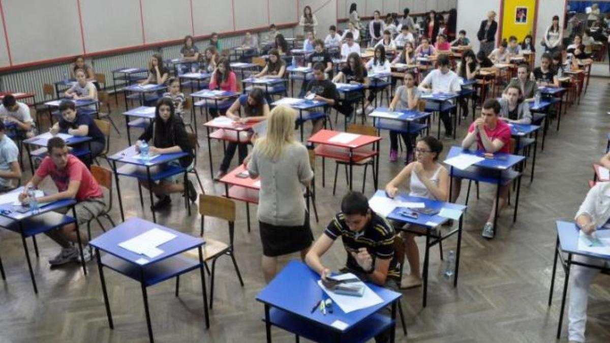 peste 3 milioane de elevi se intorc la scoala dupa vacanta de iarna