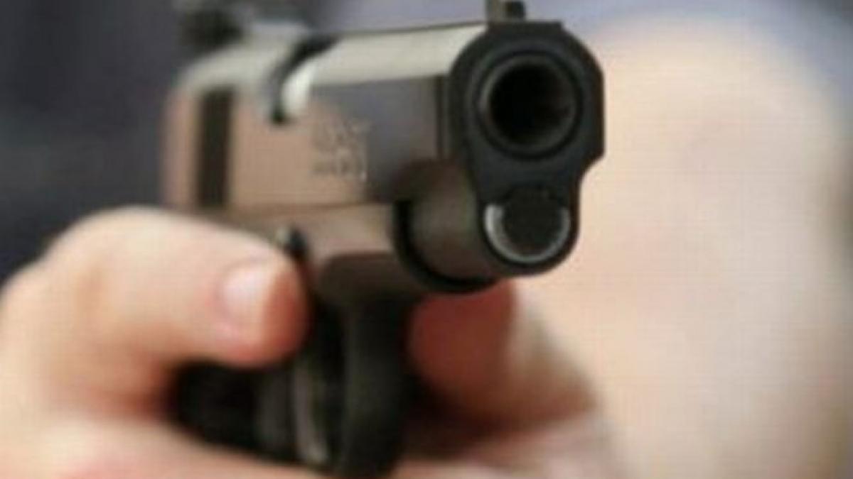 scandal cu impuscaturi in zona dristor din capitala patru persoane au fost ranite