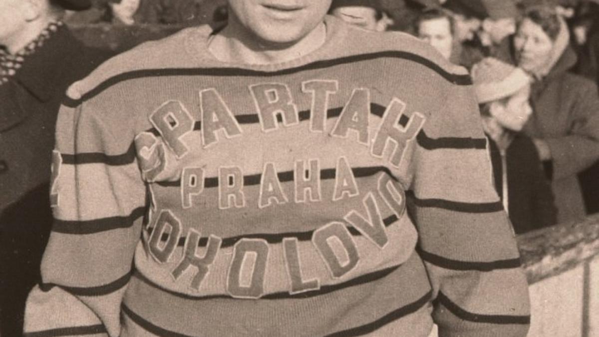 fostul antrenor ceh karel gut campion mondial la hochei pe gheata a murit la 86 de ani