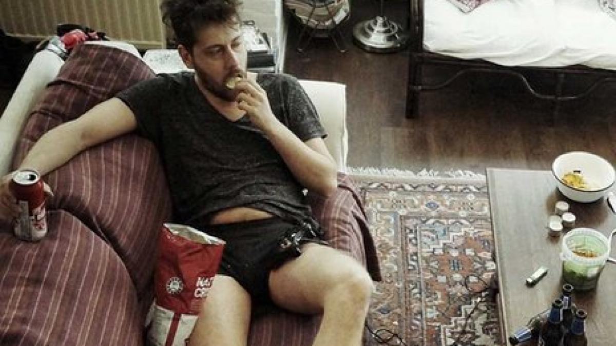 in timp ce citesti asta niek este singur si somer metoda ingenioasa prin care un olandez si a gasit