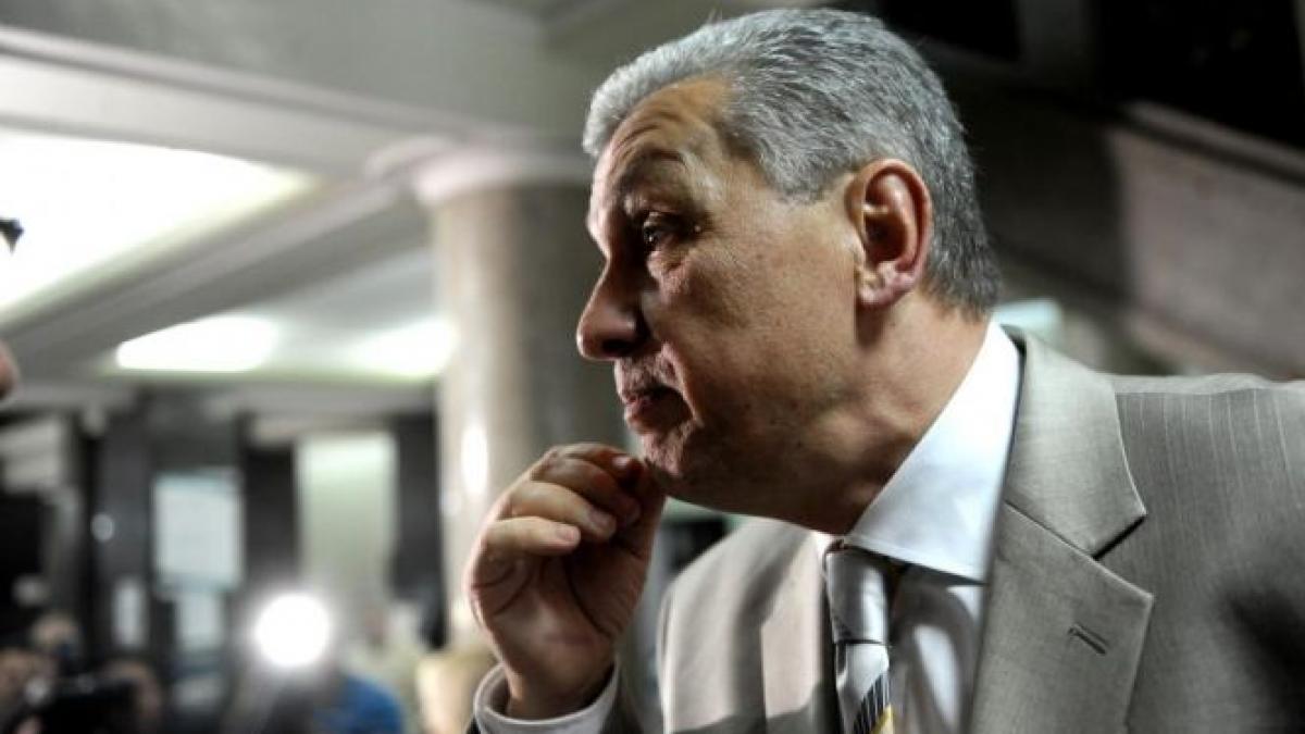 fostul premier adrian nastase vizitat la inchisoare de avocatul sau cazacu o sa aflati niste