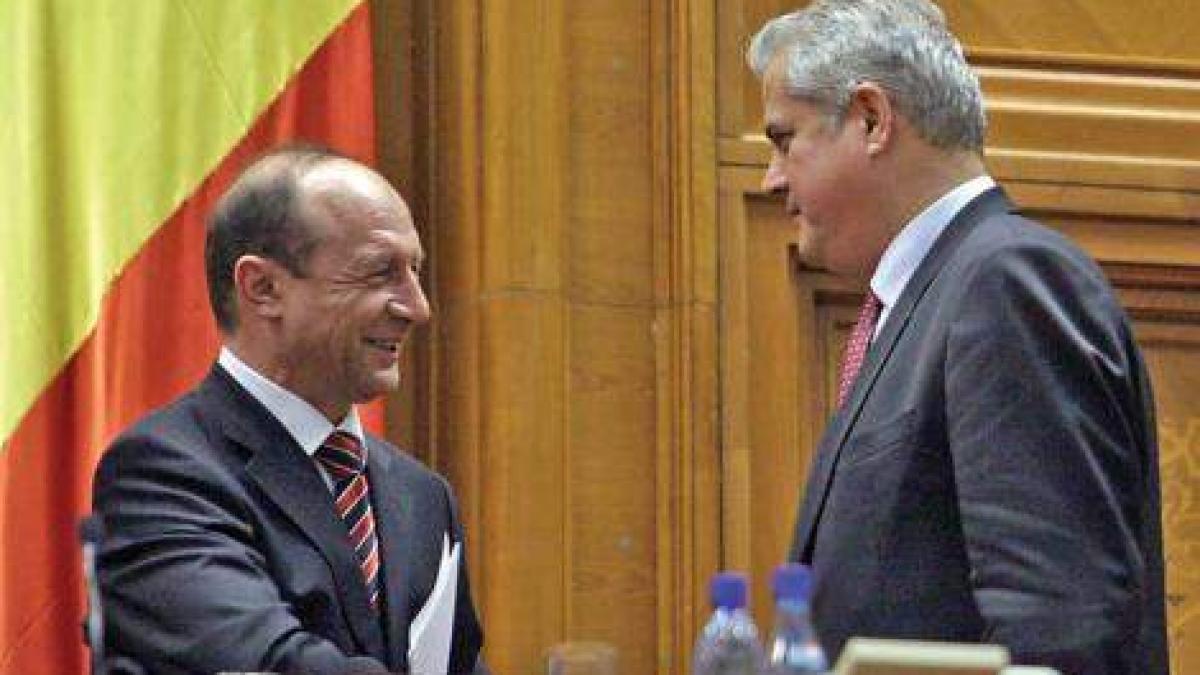 nastase care ne a bagat in ue merge la inchisoare basescu care ne a bagat in criza nu
