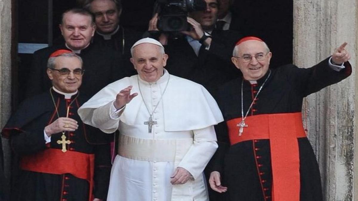 papa francisc ridica limita de varsta pentru titlul de monsenior