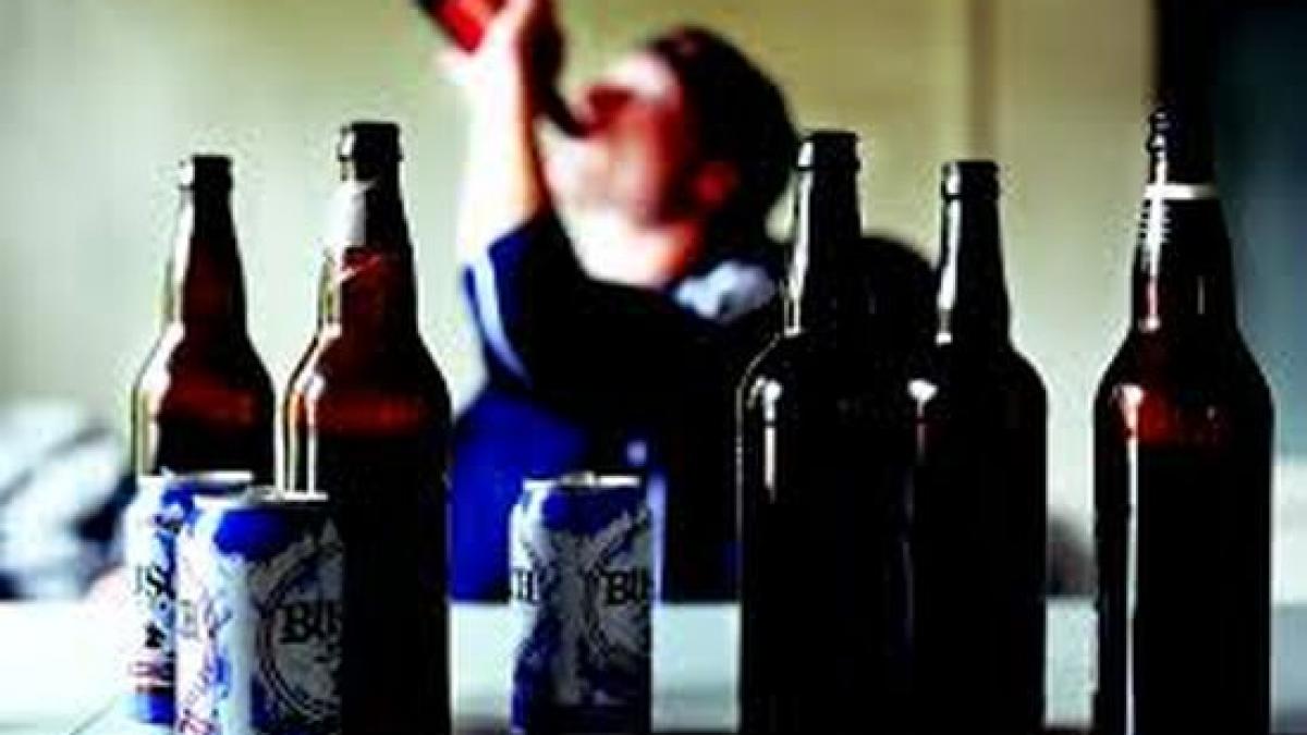 un barbat a sunat la 112 si le a cerut politistilor care au ajuns la el sa ii cumpere votca