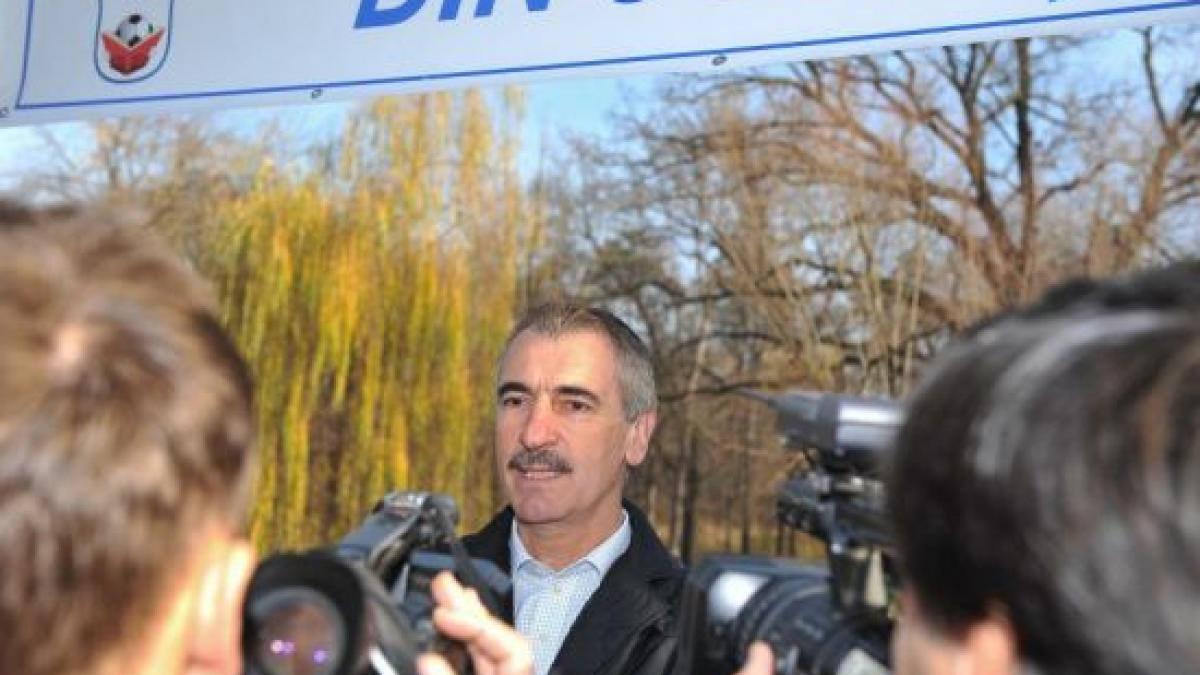 silviu lung implicat intr un accident de circulatie fostul mare portar al craiovei a fost ranit grav