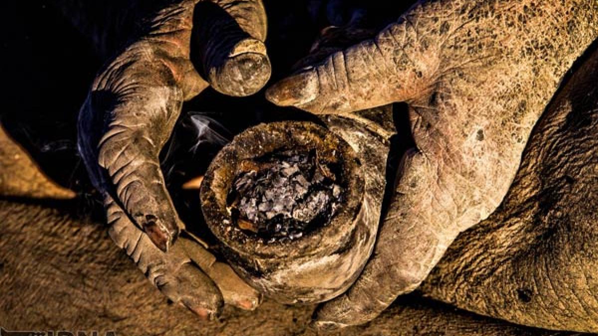 imagini incredibile cum arata barbatul care nu s a mai spalat de 60 de ani