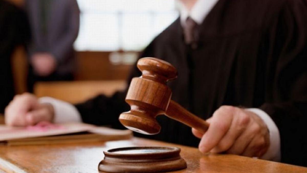 ccr descentralizarea pe care guvernul si a angajat raspunderea neconstitutionala legea inapoi in