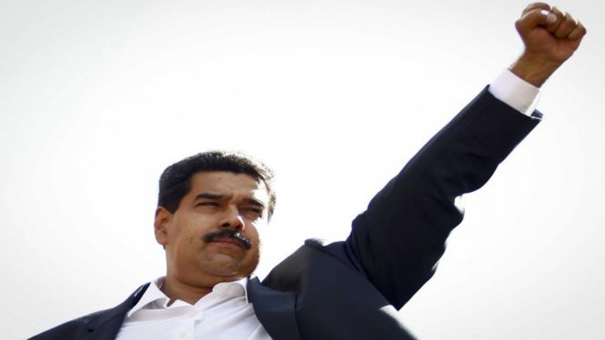 nicolas maduro a anuntat demisia in bloc a guvernului de la caracas