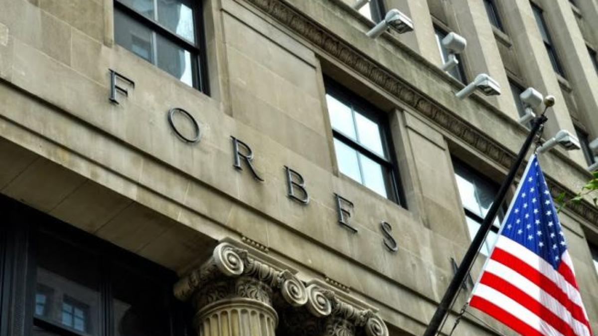 mai multi investitori sunt interesati sa preia revista forbes