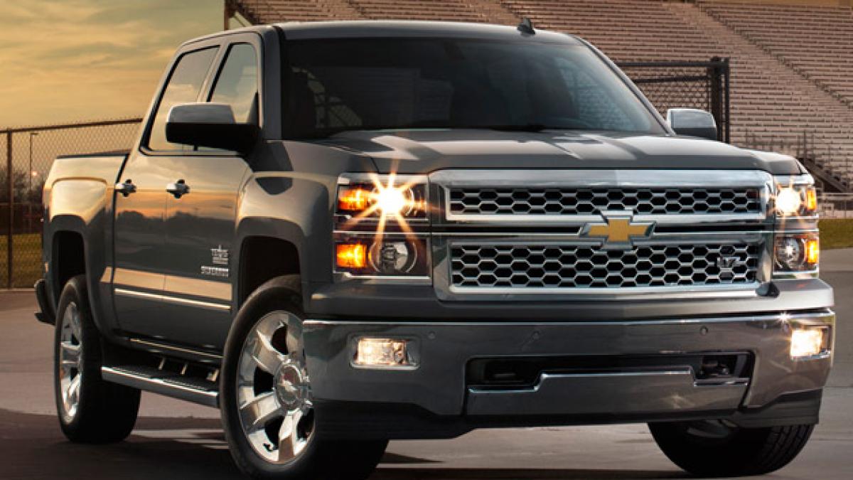 chevrolet a obtinut premiile de masina anului si camioneta anului in america de nord