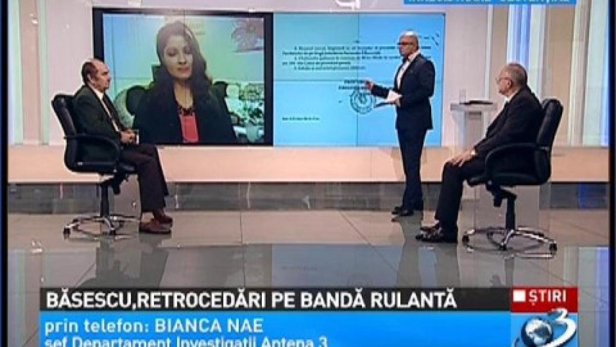 Băsescu, properties restitutions performed one after another: 66 houses in just one day to a single person