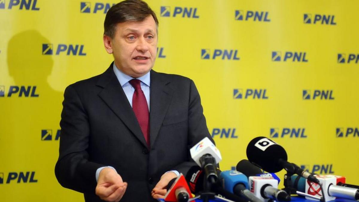 crin antonescu domnul traian basescu in aceasta seara s a erijat intr un supraemisar al guvernului