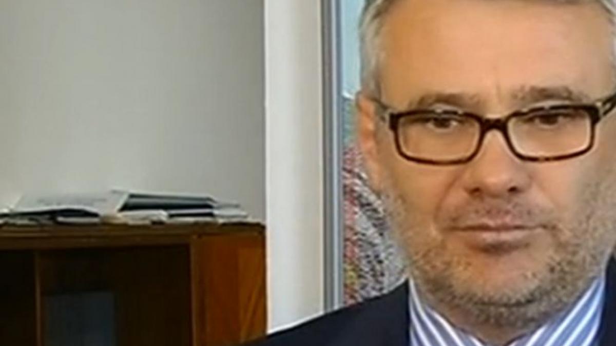 ministrul culturii a refuzat sa recite din luceafarul inchideti camerele si va recit