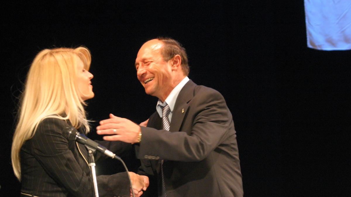 deziluzia optica cucu si pupaza