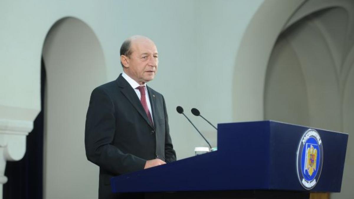 basescu va discuta cu barroso in februarie pentru finantarea interconectarii energetice cu