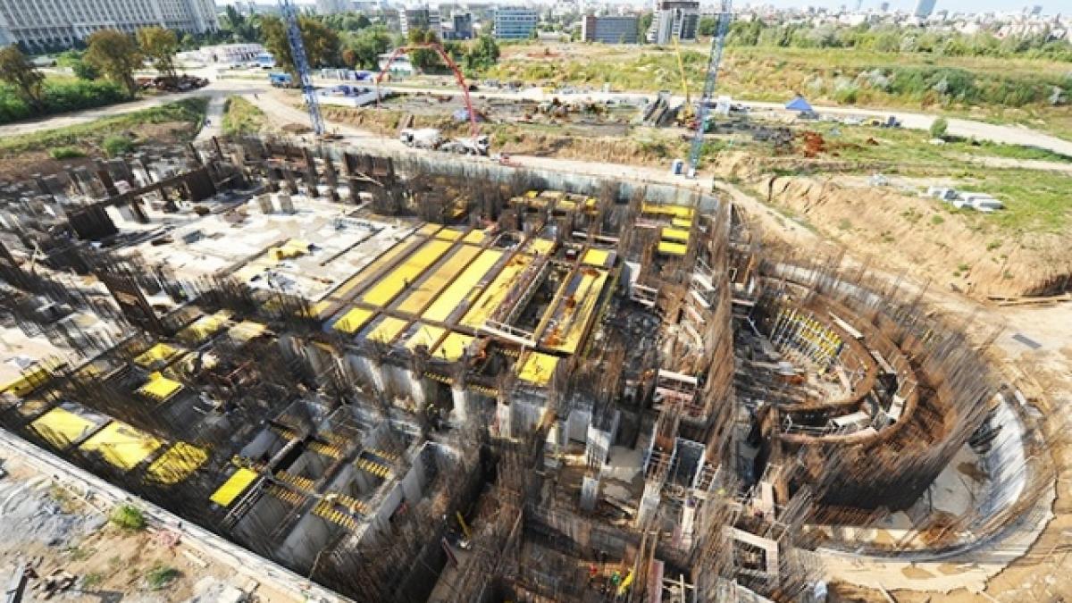 cum s a folosit ieri patriarhul daniel de numele lui mihai eminescu pentru construirea catedralei