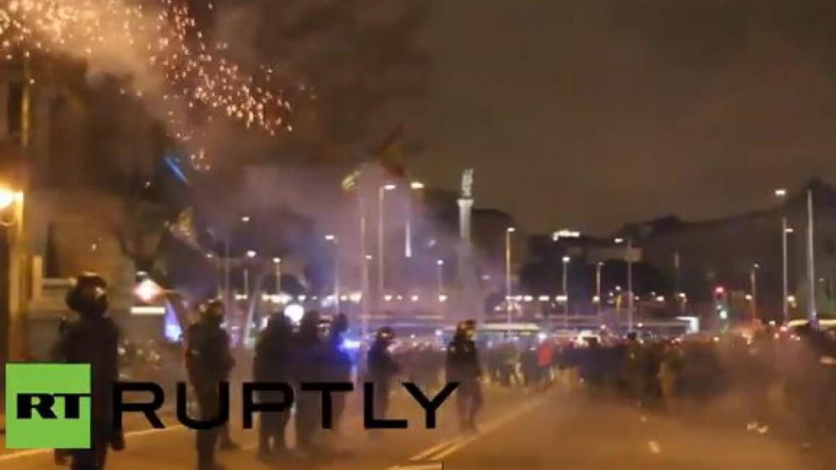 Proteste de amploare la Madrid. Manifestanţii s-au luat la bătaie cu forţele de ordine