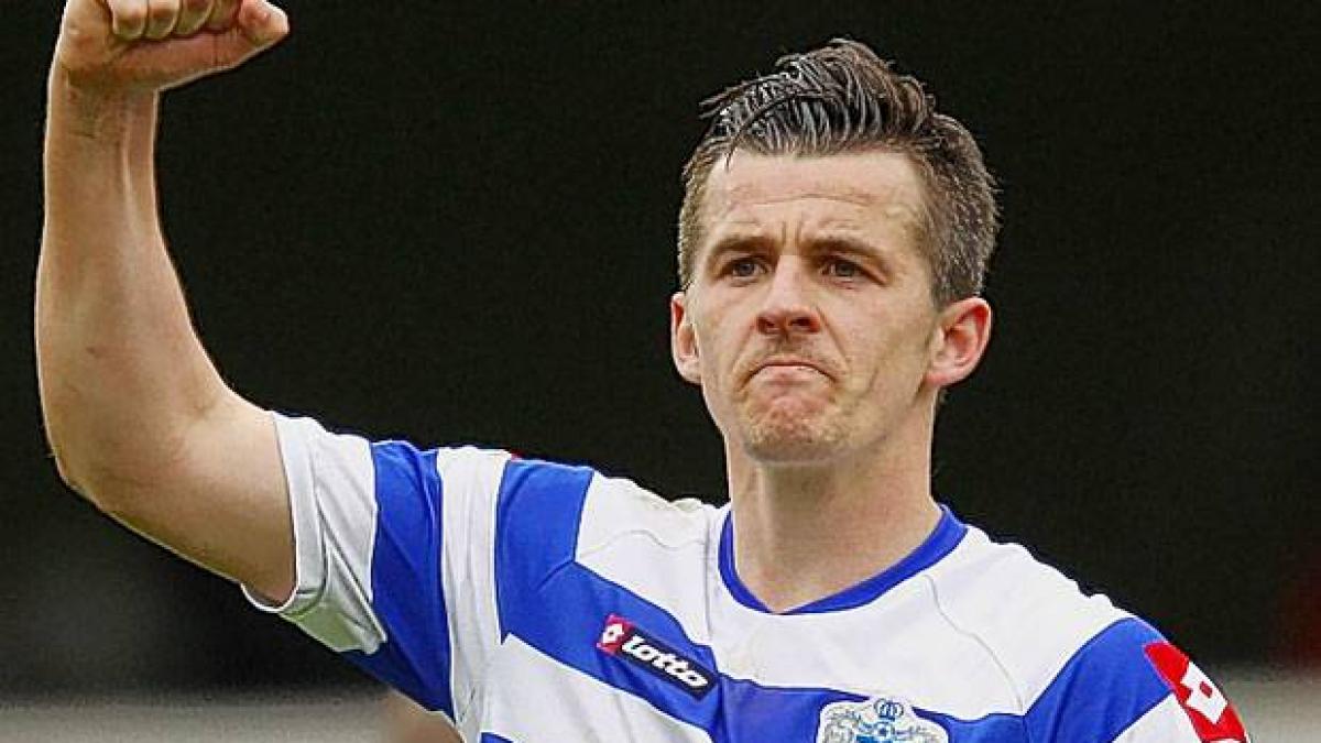 un controversat fotbalist englez a jignit imigrantii romani pe twitter