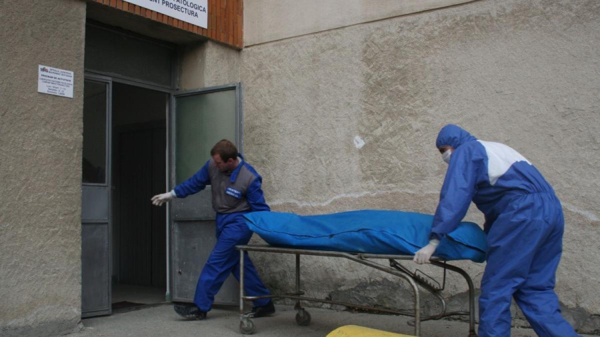 groaznic accident de circulatie doi copii si trei adulti au murit dupa ce masina in care se aflau a