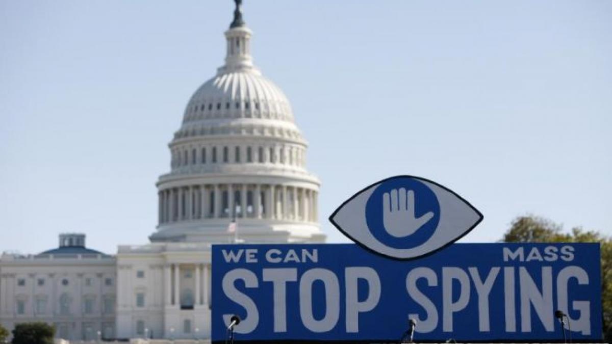 mai multi membri ai congresului american considera ca snowden a fost sprijinit de o putere straina