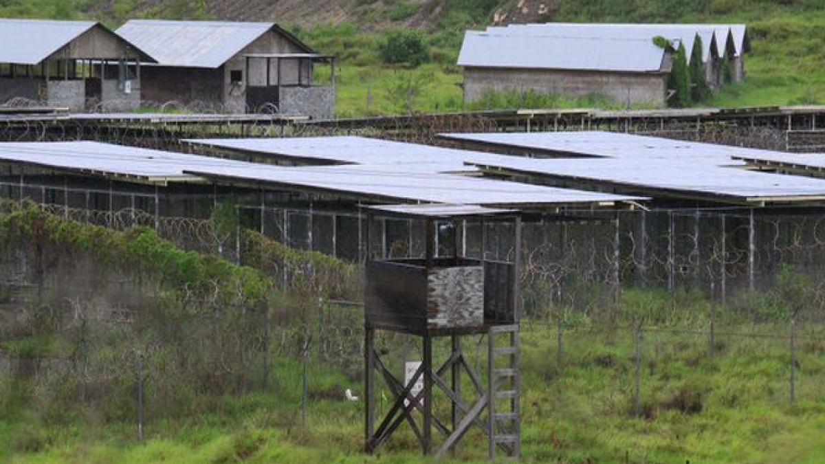 singurul rus inchis la guantanamo vrea televizor si carti