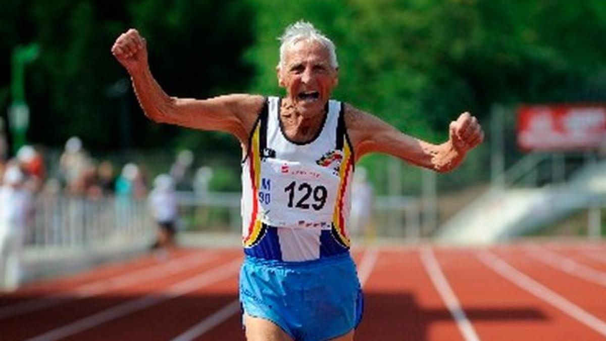 cel mai batran atlet al belgiei a dat o petrecere inainte de a fi eutanasiat