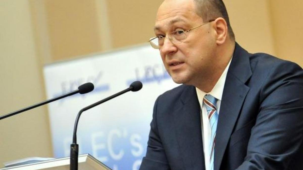 consilierul prezidential adrian moldoveanu afaceri de zeci de miliarde cu sts