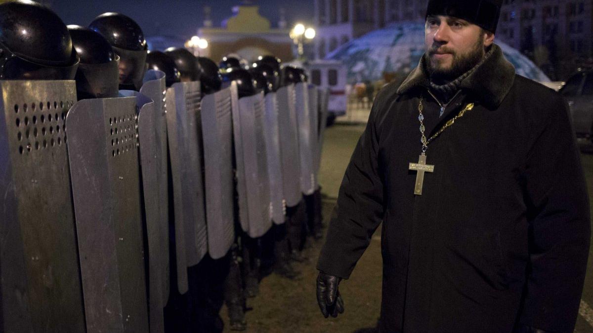 dupa patru nopti de foc in kiev a rasunat pacea presedintele a negociat cu opozitia