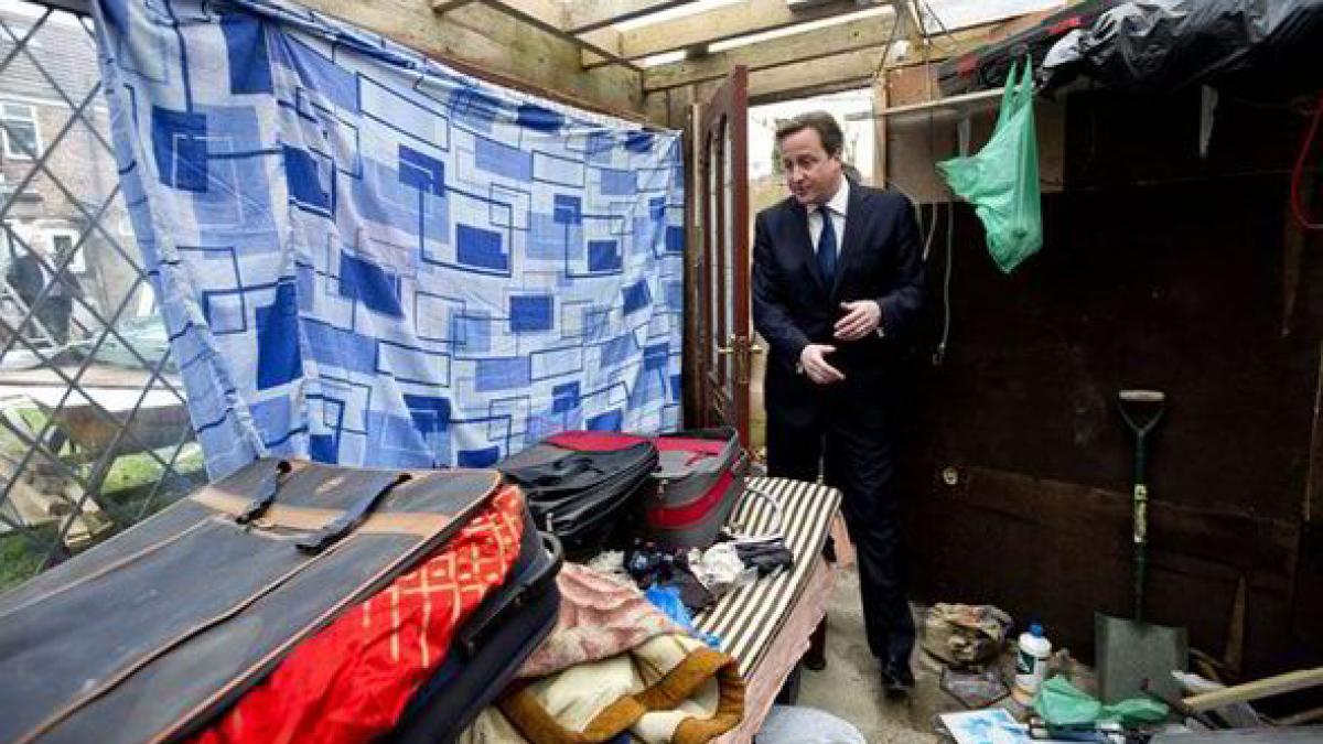 presiuni uriase in marea britanie impotriva imigrantilor ce decizie a luat david cameron