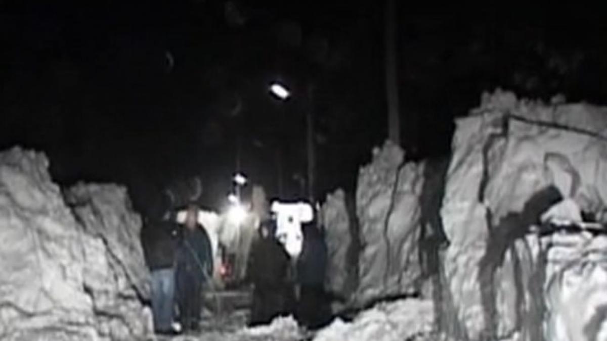 manastire izolata de nameti 20 de maicute si preotul au cerut ajutorul armatei