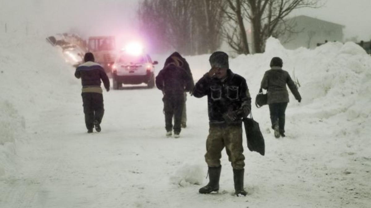 sateni sinistrati amenintati de primar ca au sunat la antena 3 scrie ne la adresa de e mail ajutor