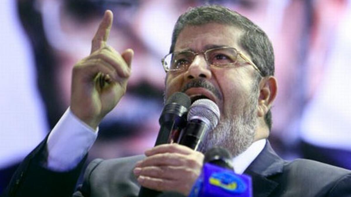 voi stiti cine sunt eu mohamed morsi a sfidat tribunalul care i poate aduce pedeapsa cu moartea