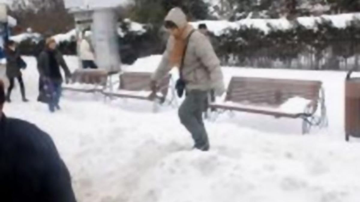 toate unitatile de invatamant din capitala si 14 judete inchise astazi