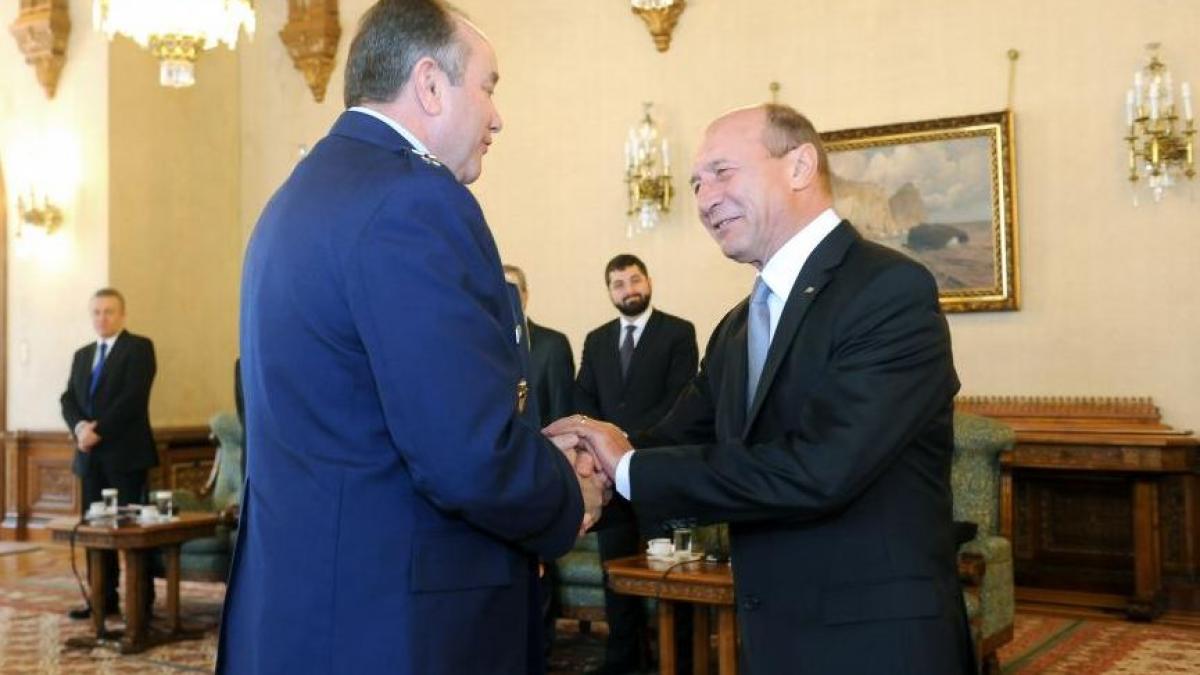traian basescu catre comandantul fortelor nato in europa armata romana este implicata in a