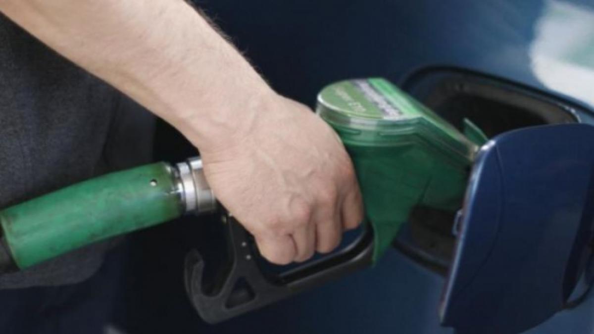 ponta amanarea accizei la motorina inseamna inca 400 de milioane de lei lipsa la buget