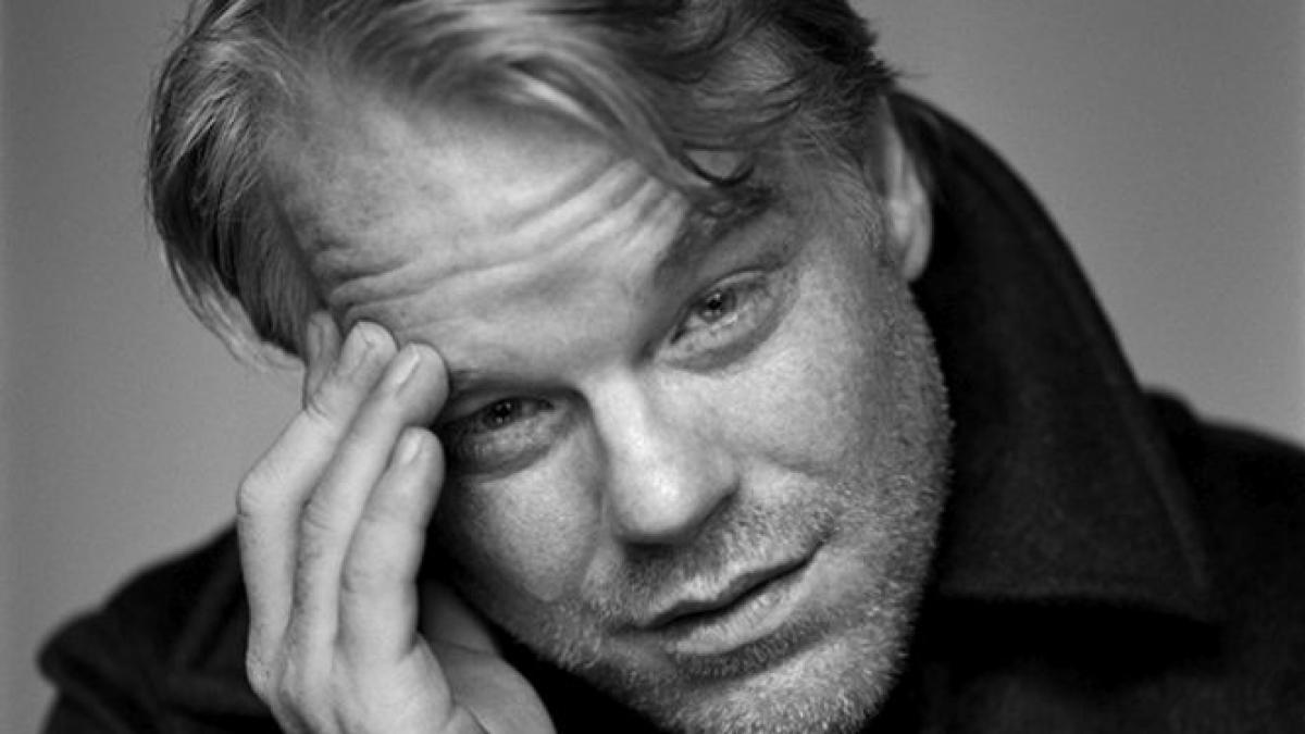 in casa actorului philip seymour hoffman au fost gasite 50 de pliculete cu heroina